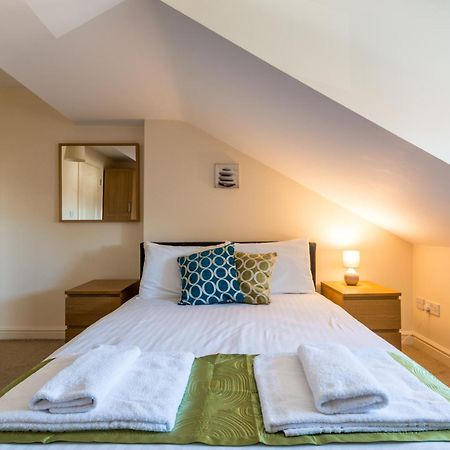 Westlecott House - Central Old Town Swindon Extérieur photo