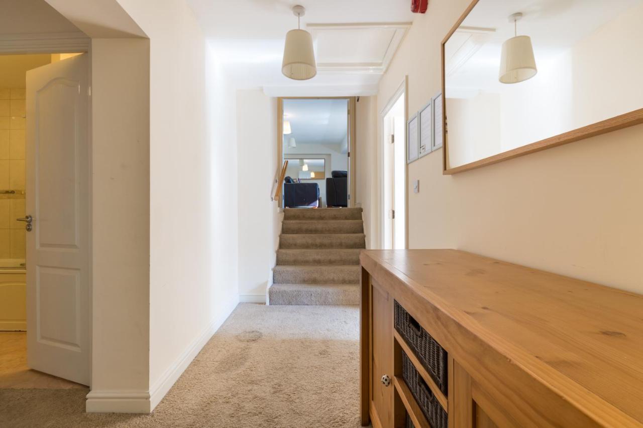 Westlecott House - Central Old Town Swindon Extérieur photo